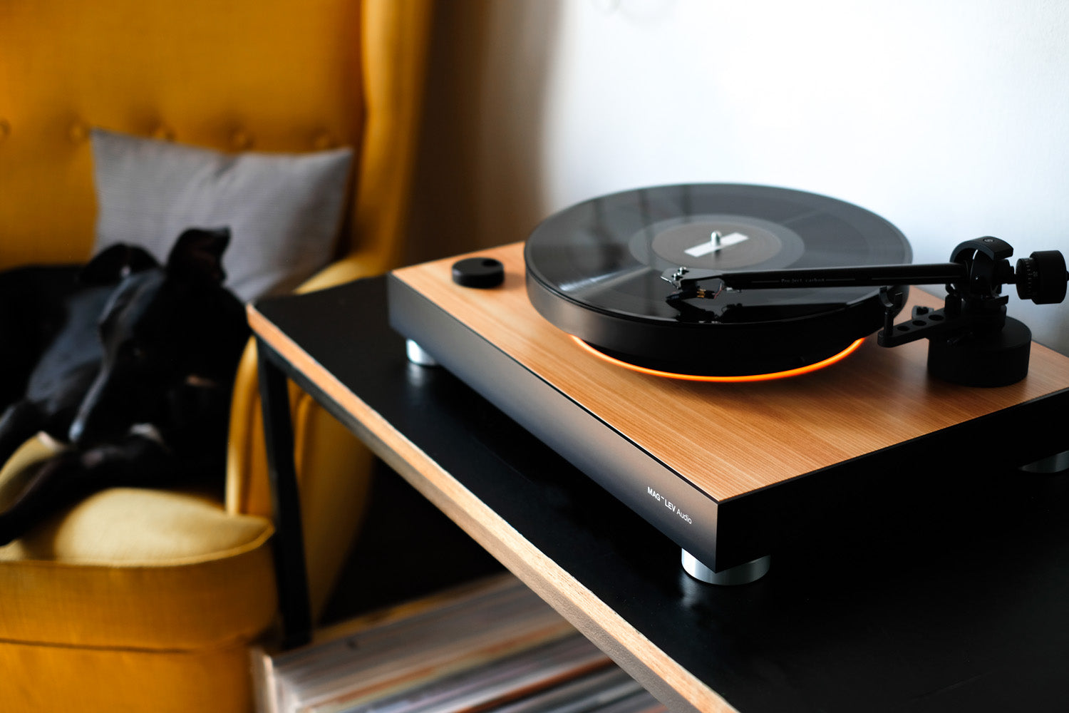 How does the world’s first “levitating turntable” actually work?