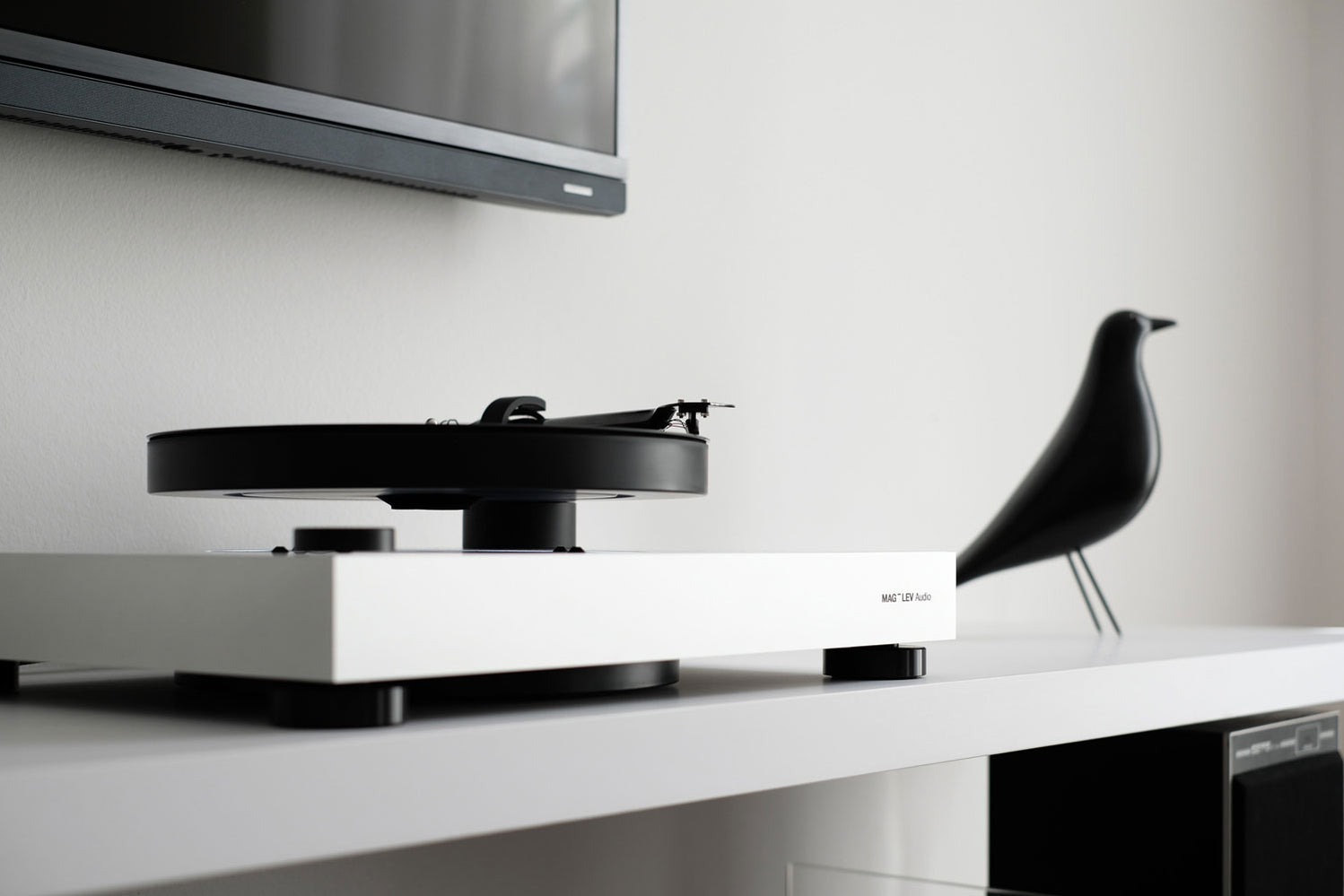 The World's First Levitating Turntable - MAG-LEV Audio